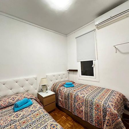 Rooms Nuevo Roger Барселона Екстериор снимка