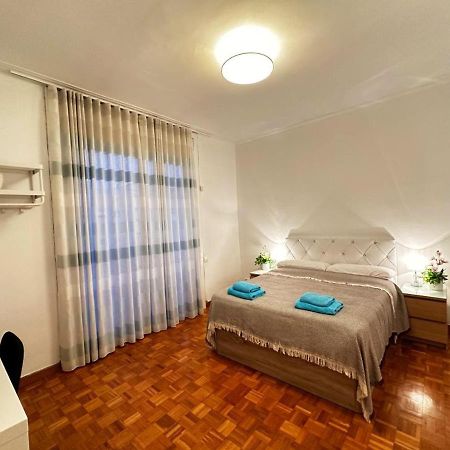 Rooms Nuevo Roger Барселона Екстериор снимка