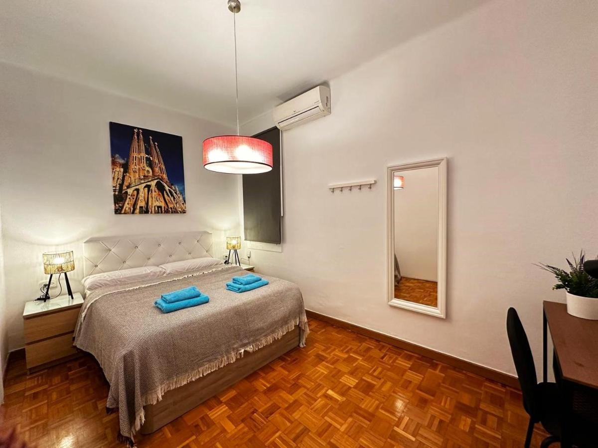 Rooms Nuevo Roger Барселона Екстериор снимка