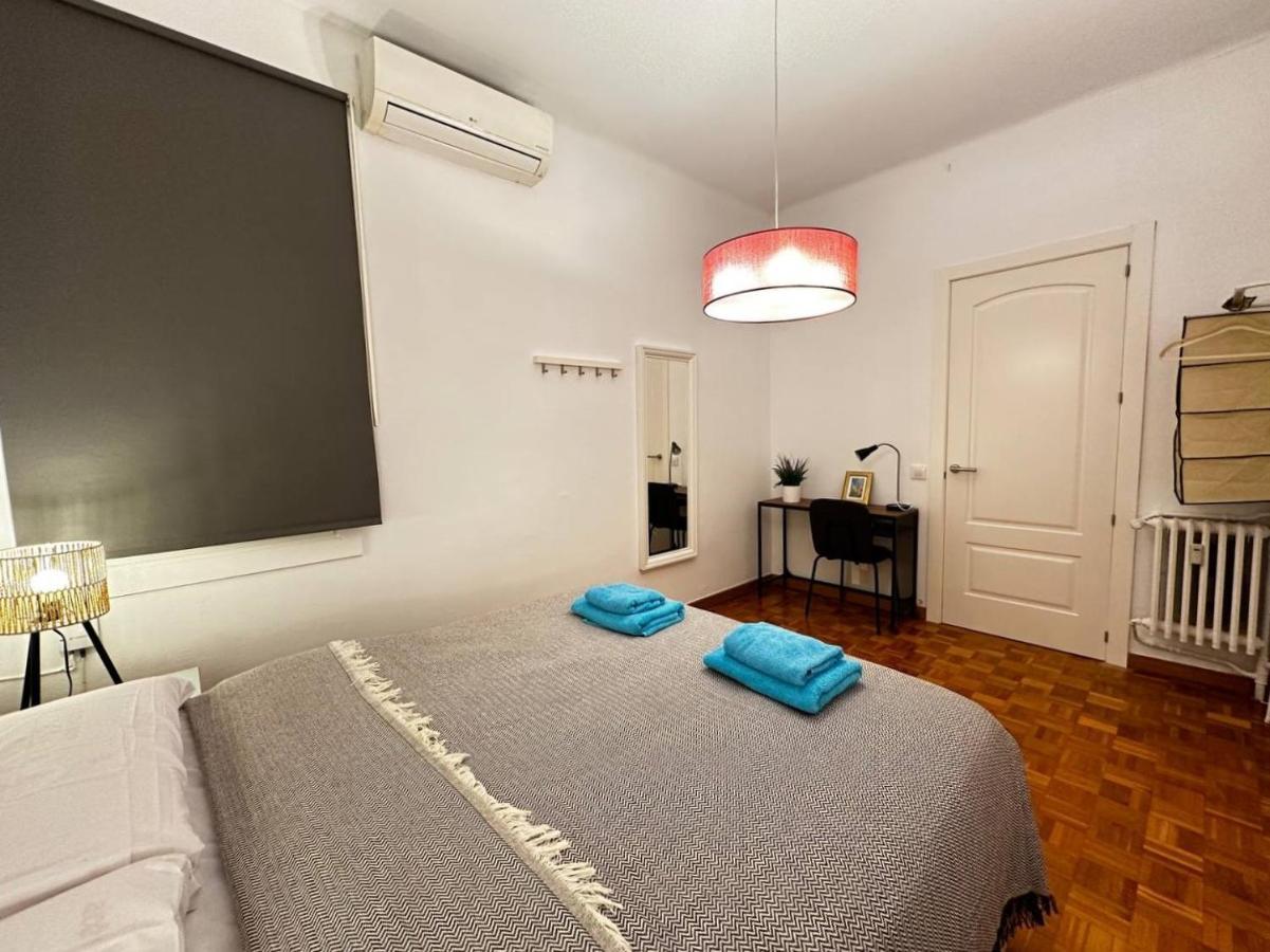 Rooms Nuevo Roger Барселона Екстериор снимка
