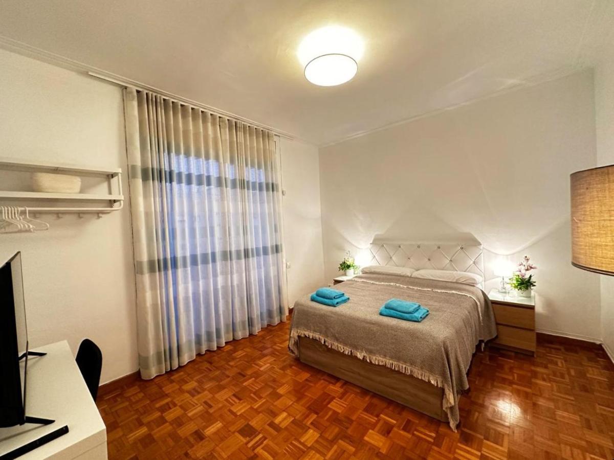 Rooms Nuevo Roger Барселона Екстериор снимка